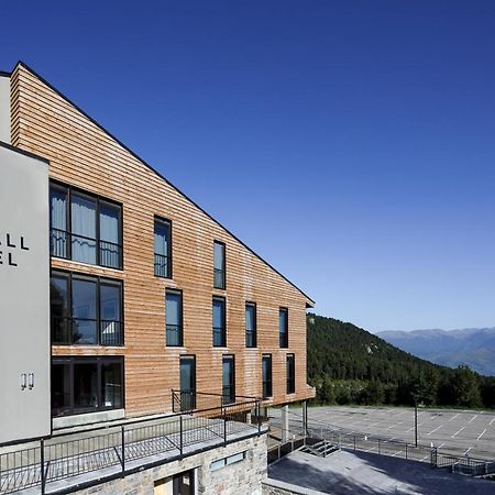 Abrigall Hostel La Masella Eksteriør bilde