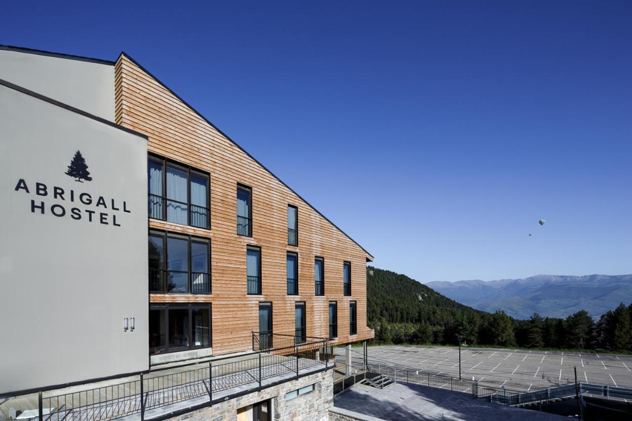 Abrigall Hostel La Masella Eksteriør bilde